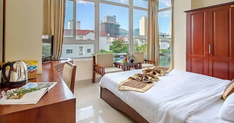 Deluxe Tek Büyük Yataklı Oda