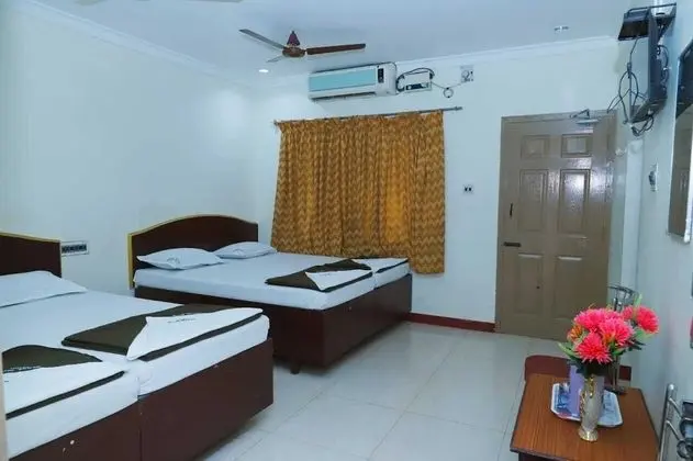 Deluxe Dört Kişilik Oda, 2 Çift Kişilik Yatak, Sigara İçilmez, Şehir Manzaralı