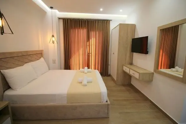 Tek Büyük Yataklı Oda, Balkon