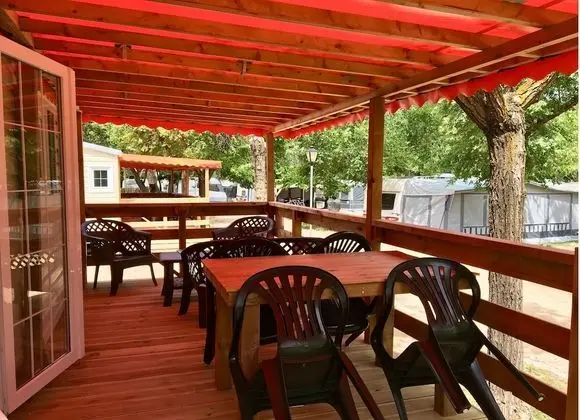 Bungalov, 2 Yatak Odası