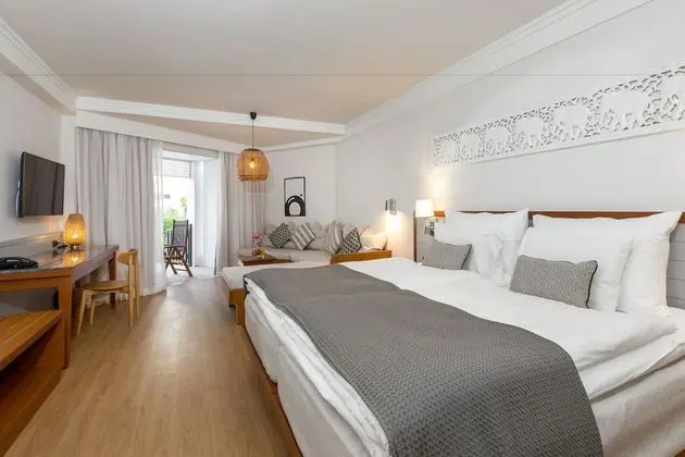 Royal Stüdyo, Havuz Kullanımı