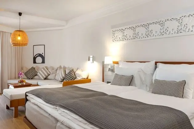 Royal Stüdyo, Havuz Kullanımı