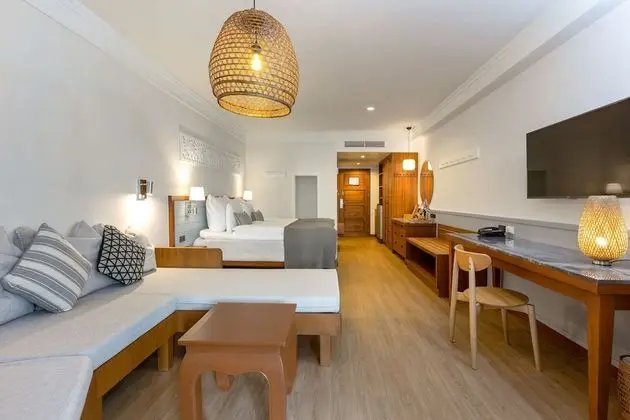 Royal Stüdyo, Havuz Kullanımı