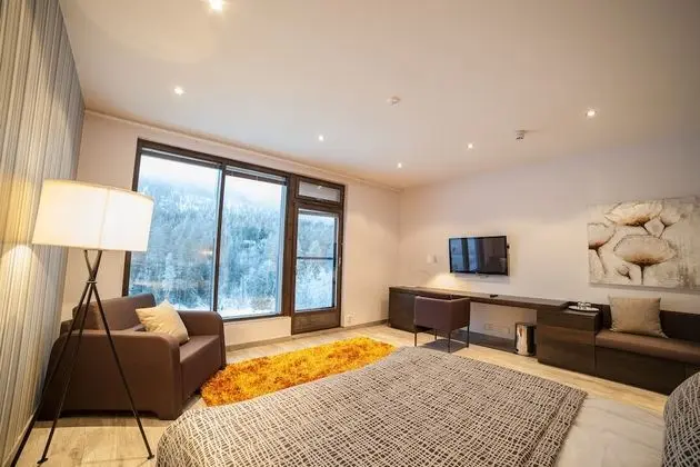 Deluxe Tek Büyük veya İki Ayrı Yataklı Oda, Dağ Manzaralı