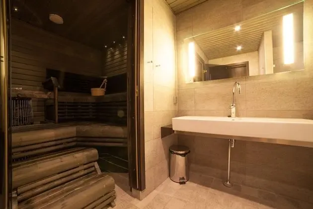 Süit, Sauna, Dağ Manzaralı