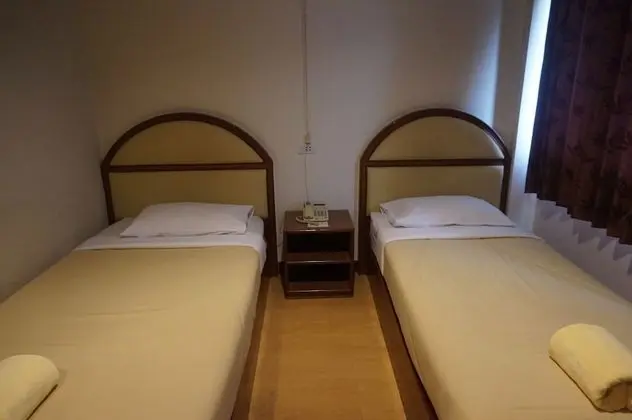 Standard Twin Bed - Aircon Room