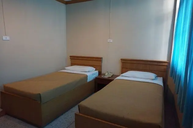 Standard Twin Bed - Fan Room