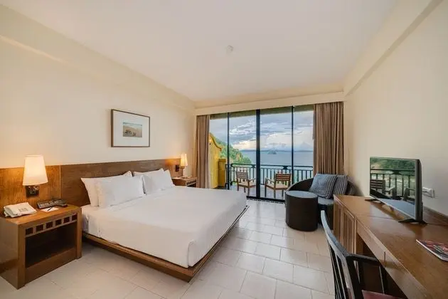 Super Deluxe Sea View