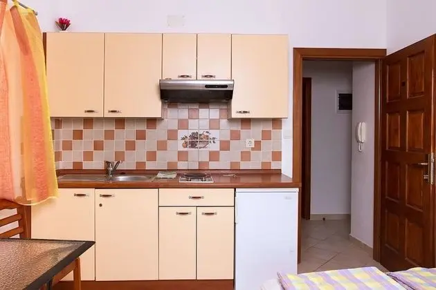 Apart Daire (Super - 50 m from pebble beach - A10 )