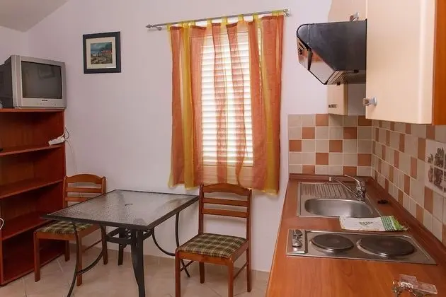 Apart Daire (Super - 50 m from pebble beach - A10 )