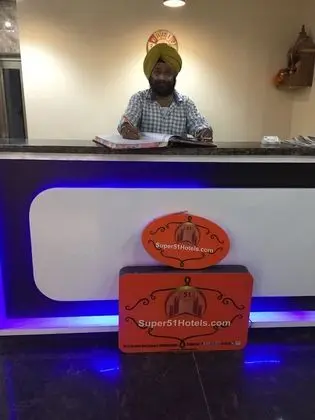 Oda, 1 En Büyük (King) Boy Yatak, Engellilere Uygun, Sigara İçilmez