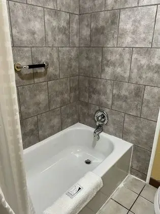 Tek Kişilik Oda, Sigara İçilebilir, Buzdolabı ve Mikrodalga