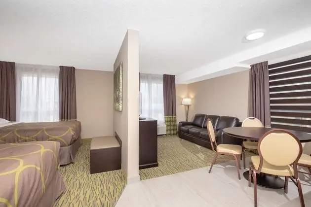 Oda, 2 Büyük (Queen) Boy Yatak, Sigara İçilmez (Deluxe Efficiency Room)