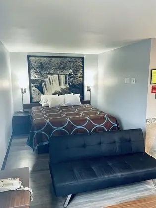 Stüdyo Süit, 1 En Büyük (King) Boy Yatak, Sigara İçilebilir