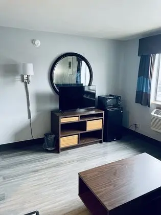 Stüdyo Süit, 1 En Büyük (King) Boy Yatak, Sigara İçilebilir