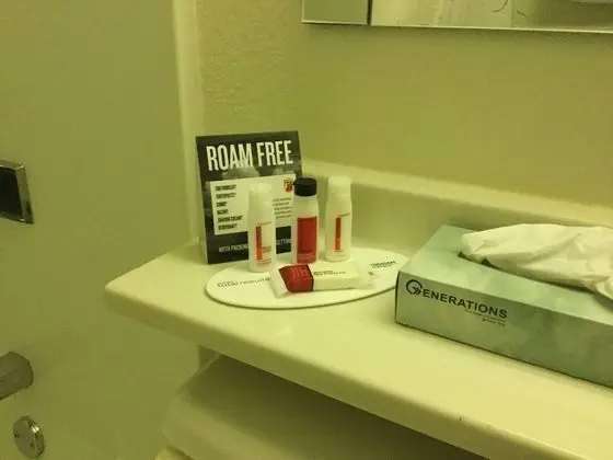 Oda, 1 Büyük (Queen) Boy Yatak