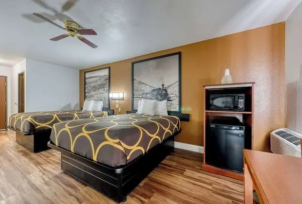 Oda, 2 Büyük (Queen) Boy Yatak, Sigara İçilmez