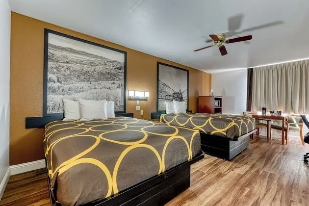 Oda, 2 Büyük (Queen) Boy Yatak, Sigara İçilmez