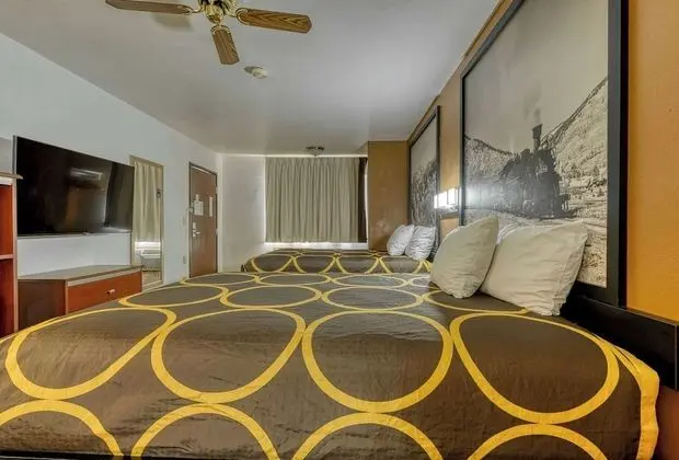 Süit, 2 Büyük (Queen) Boy Yatak, Sigara İçilmez, Mutfak