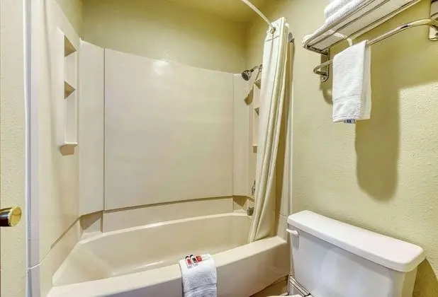 Süit, 2 Büyük (Queen) Boy Yatak, Sigara İçilmez, Mutfak