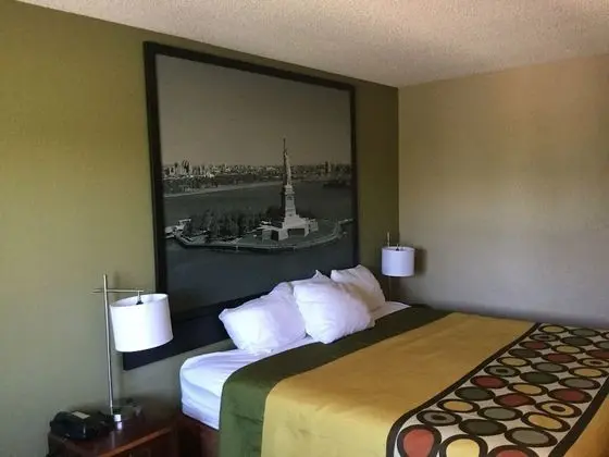 Oda, 1 En Büyük (King) Boy Yatak, Engellilere Uygun, Küvet