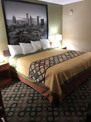 Standard Oda, 1 En Büyük (King) Boy Yatak, Engellilere Uygun, Sigara İçilmez (Mobility Accessible)