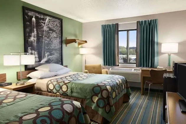 Tek Büyük Yataklı Oda, 2 Çift Kişilik Yatak, Sigara İçilebilir