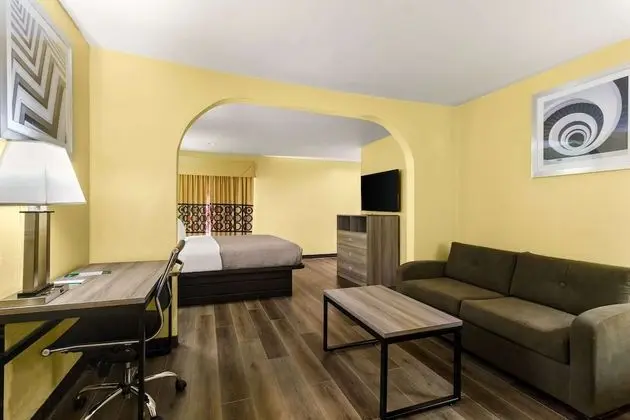 Standard Oda, 1 En Büyük (King) Boy Yatak, Sigara İçilmez (Dog-Friendly)