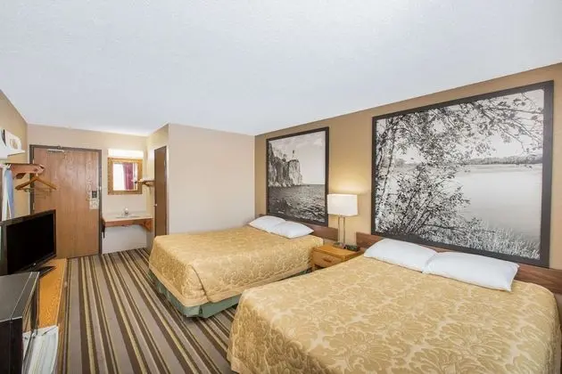 Oda, 2 Büyük (Queen) Boy Yatak, Sigara İçilmez