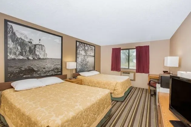 Oda, 2 Büyük (Queen) Boy Yatak, Sigara İçilmez