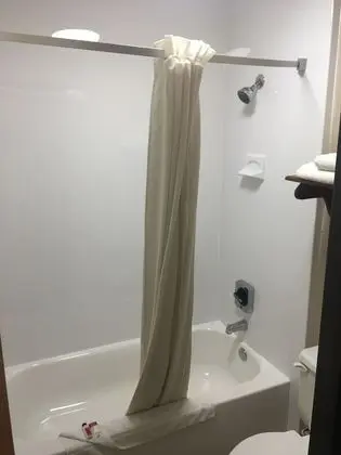 Oda, 2 Büyük (Queen) Boy Yatak, Sigara İçilmez