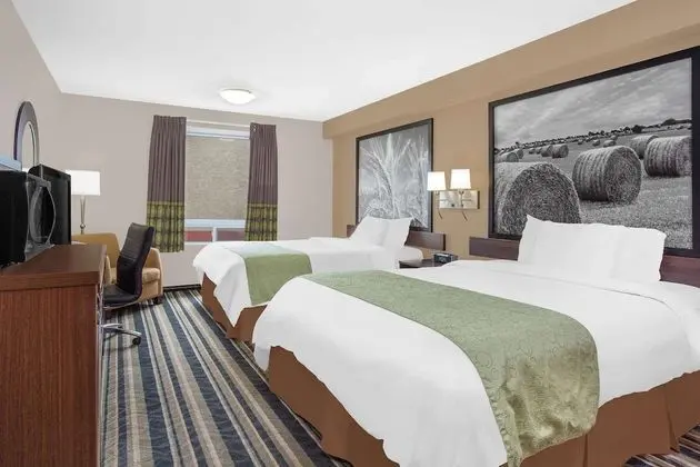Oda, 2 Büyük (Queen) Boy Yatak, Sigara İçilmez (First Floor, Pet Friendly)