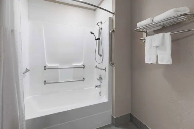 Engellilere Uygun Banyo