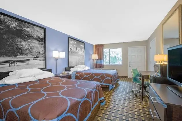 Oda, 2 Büyük (Queen) Boy Yatak, Sigara İçilebilir