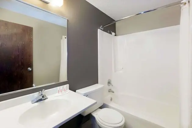 Oda, 2 Büyük (Queen) Boy Yatak, Mikrodalga