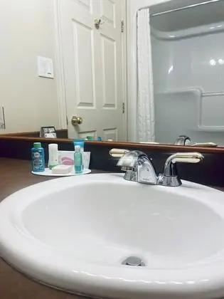 Oda, 2 Büyük (Queen) Boy Yatak, Sigara İçilmez (Pet-Friendly)