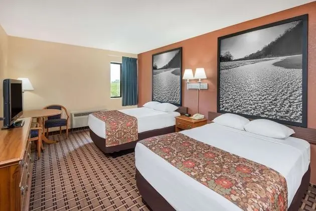 Oda, 2 Çift Kişilik Yatak, Sigara İçilmez