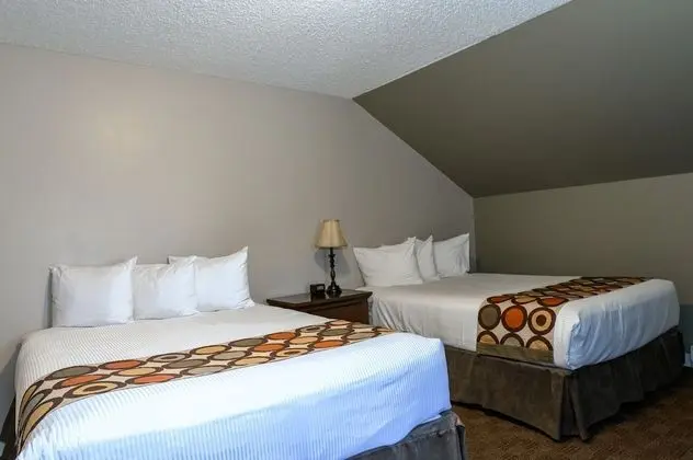 Süit, Birden Çok Yatak, Sigara İçilmez (Two-Bedroom Suite, Top Floor)