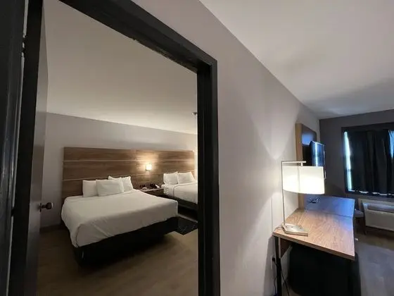 Family Süit, 2 Büyük (Queen) Boy Yatak, Sigara İçilmez (One-Bedroom)