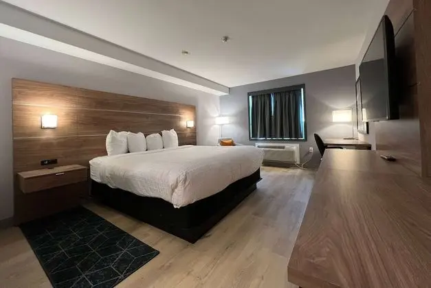 Standard Oda, 1 En Büyük (King) Boy Yatak