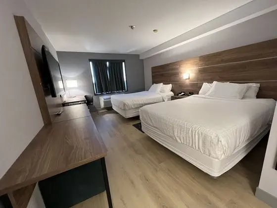 Standard Oda, 2 Büyük (Queen) Boy Yatak