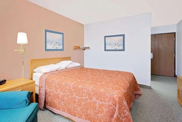 Oda, 1 Büyük (Queen) Boy Yatak, Sigara İçilmez