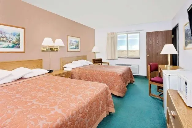 Oda, Birden Çok Yatak, Sigara İçilmez