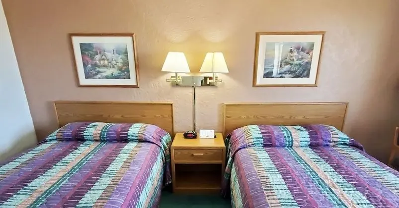 Oda, Birden Çok Yatak, Sigara İçilmez