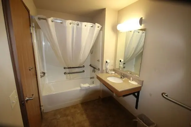 Business Oda, Sigara İçilmez (1 King Bed)