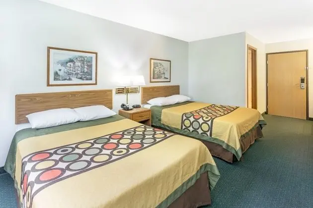 Oda, 2 Çift Kişilik Yatak, Sigara İçilmez