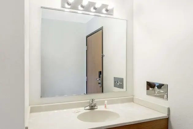 Standard Oda, 1 En Büyük (King) Boy Yatak, Sigara İçilebilir