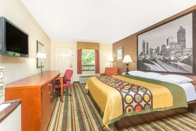 Oda, 1 En Büyük (King) Boy Yatak, Engellilere Uygun, Sigara İçilmez (Mobility Accessible)