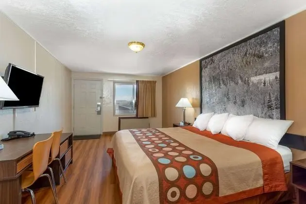 Standard Oda, 1 En Büyük (King) Boy Yatak, Sigara İçilebilir