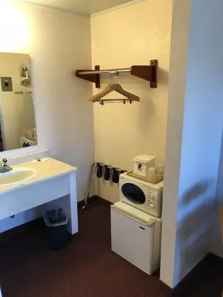 Standard Oda, 1 En Büyük (King) Boy Yatak, Sigara İçilebilir